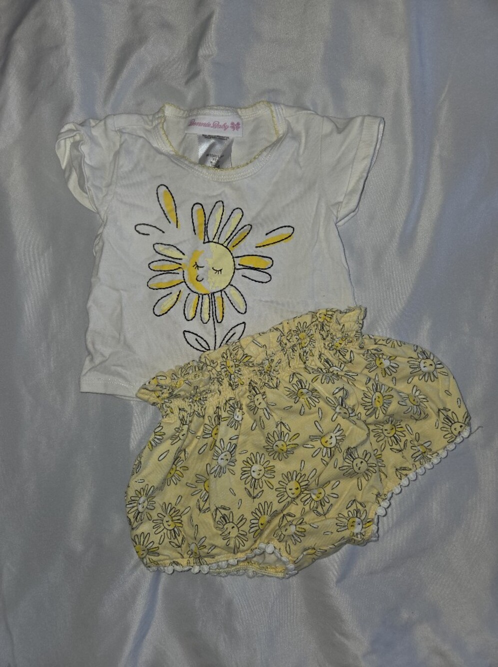 Sunflower Daisy Baby Outfit - Yellow & White
